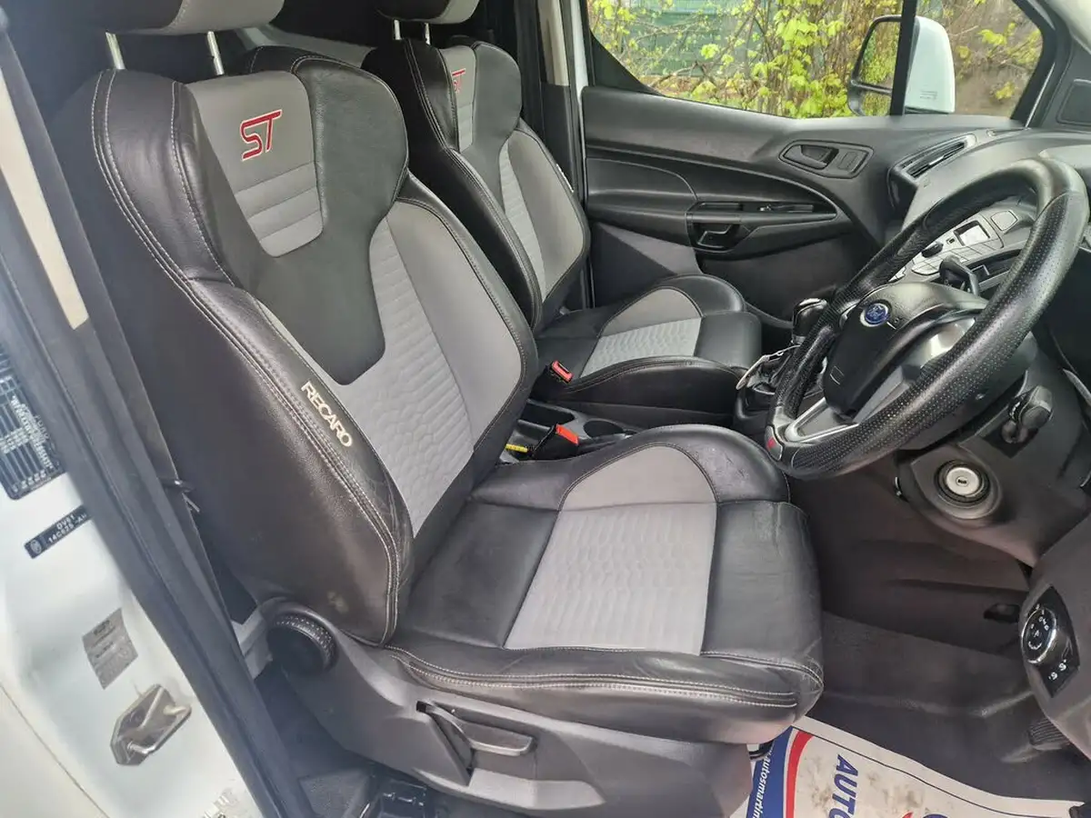 2015-ford-transit-connect-16tdci-l1-200-panel-big-19