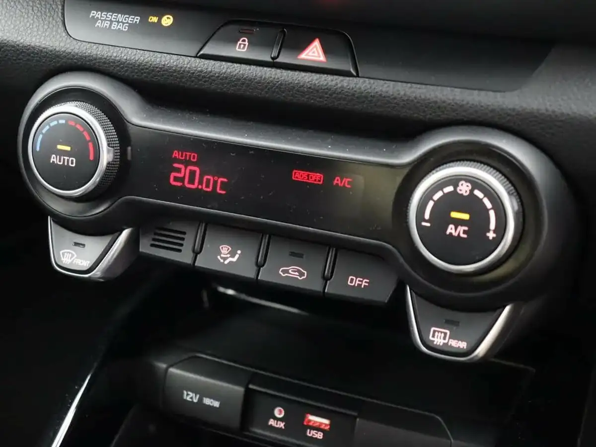 2019-kia-stonic-10-t-gdi-3-dct-big-17