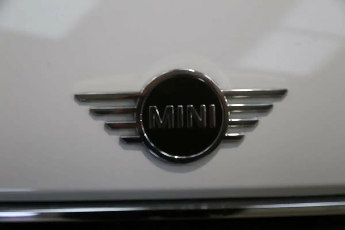 2018-mini-countryman-20td-cooper-d-jcw-chilinav-plusss-all4-big-9