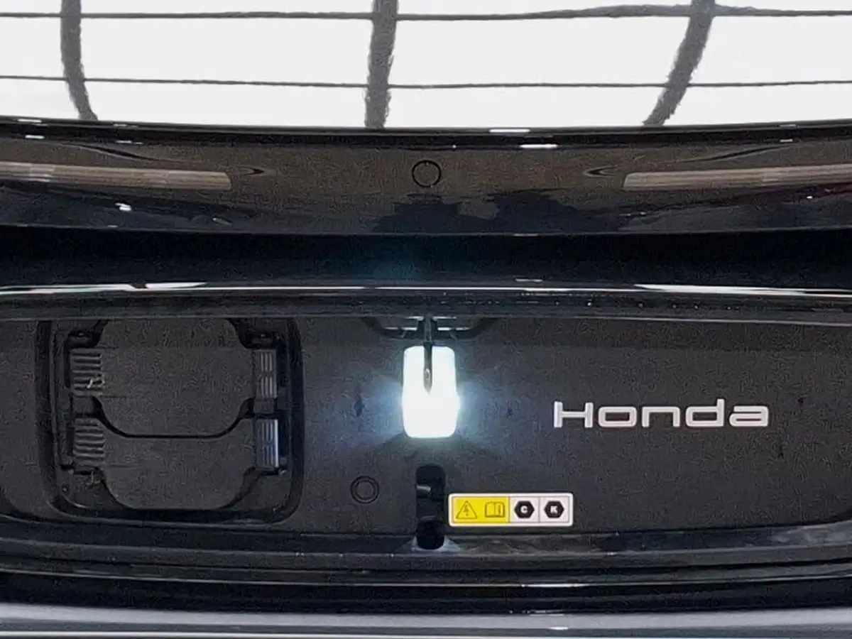 2024-honda-eny1-e-elegance-big-13
