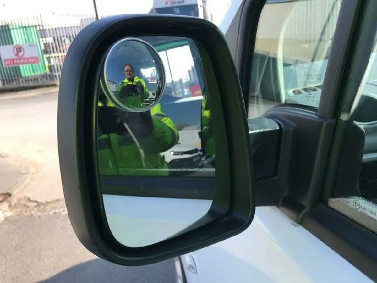 2021-peugeot-partner-15-bluehdi-950-professional-100ps-eu6dt-long-panel-big-28