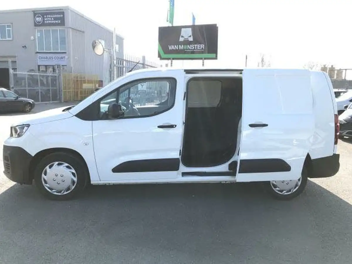 2021-peugeot-partner-15-bluehdi-950-professional-100ps-eu6dt-long-panel-big-8