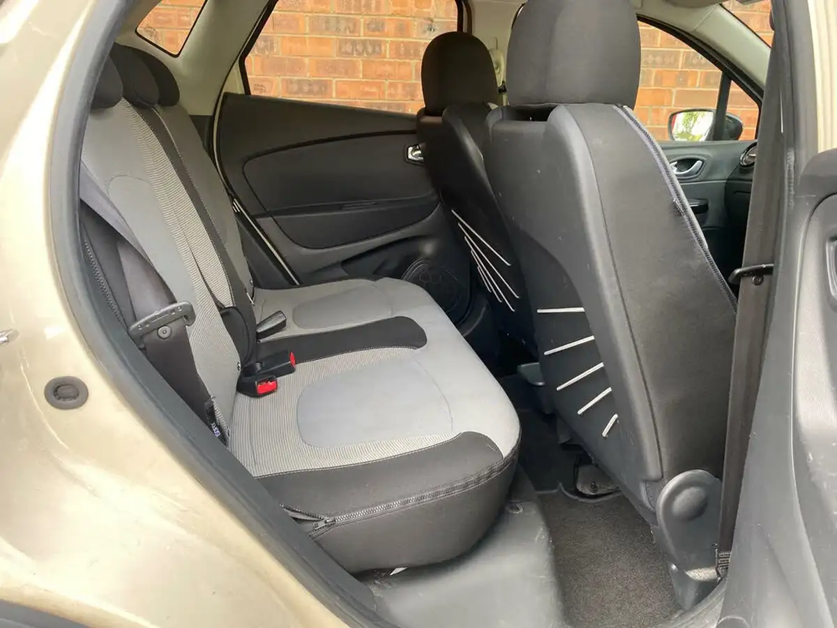 2014-renault-captur-15dci-dynamique-s-90bhp-ss-big-15