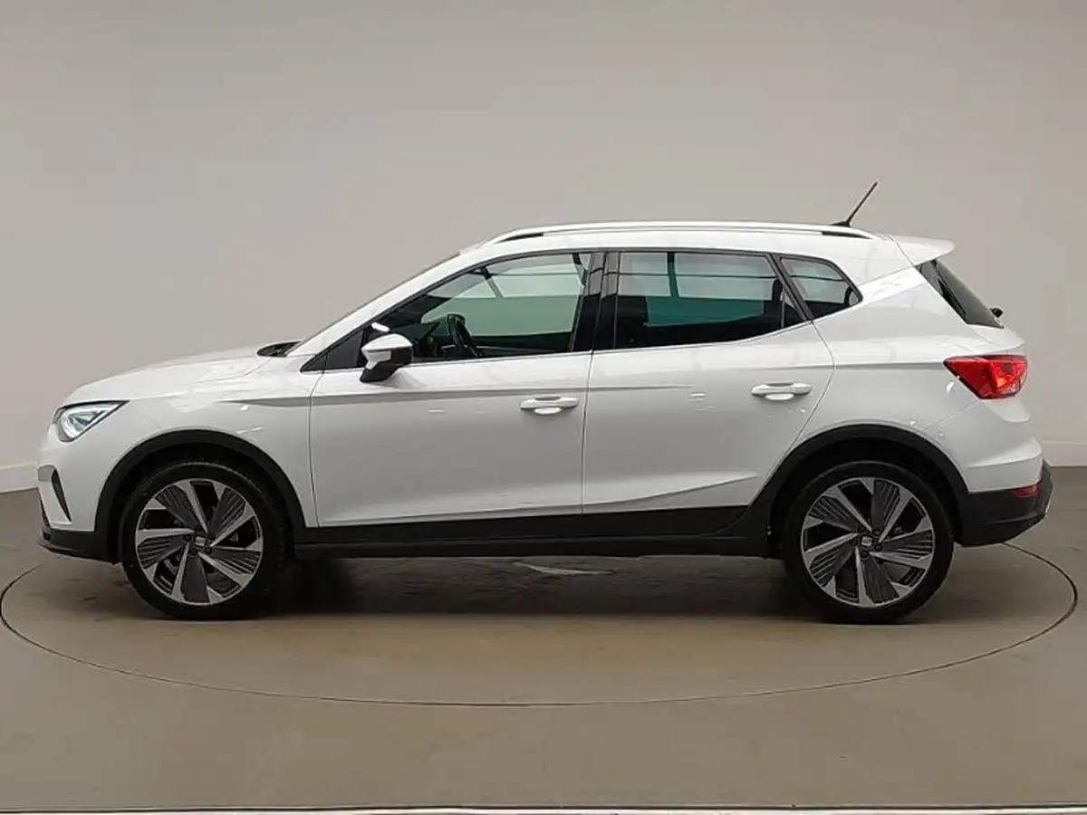 2022-seat-arona-10-tsi-fr-sport-big-3