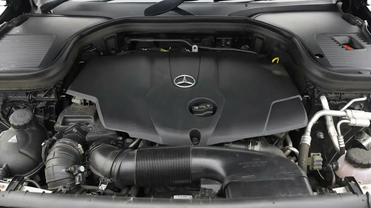 2017-mercedes-benz-glc-class-21d-glc220d-sport-premiumss-station-wagon-5d-big-18