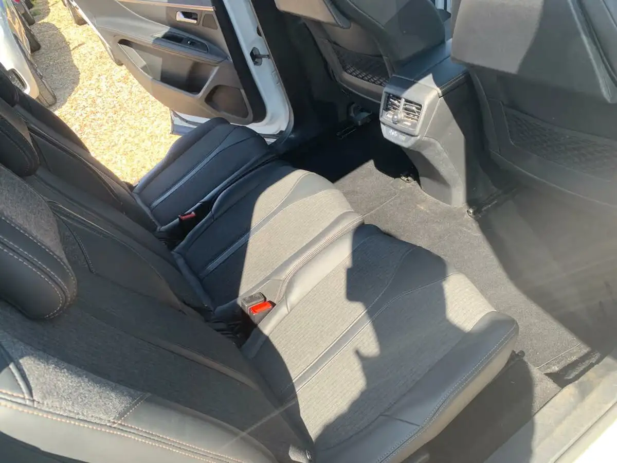 2018-peugeot-5008-suv-16-puretech-gt-line-big-49