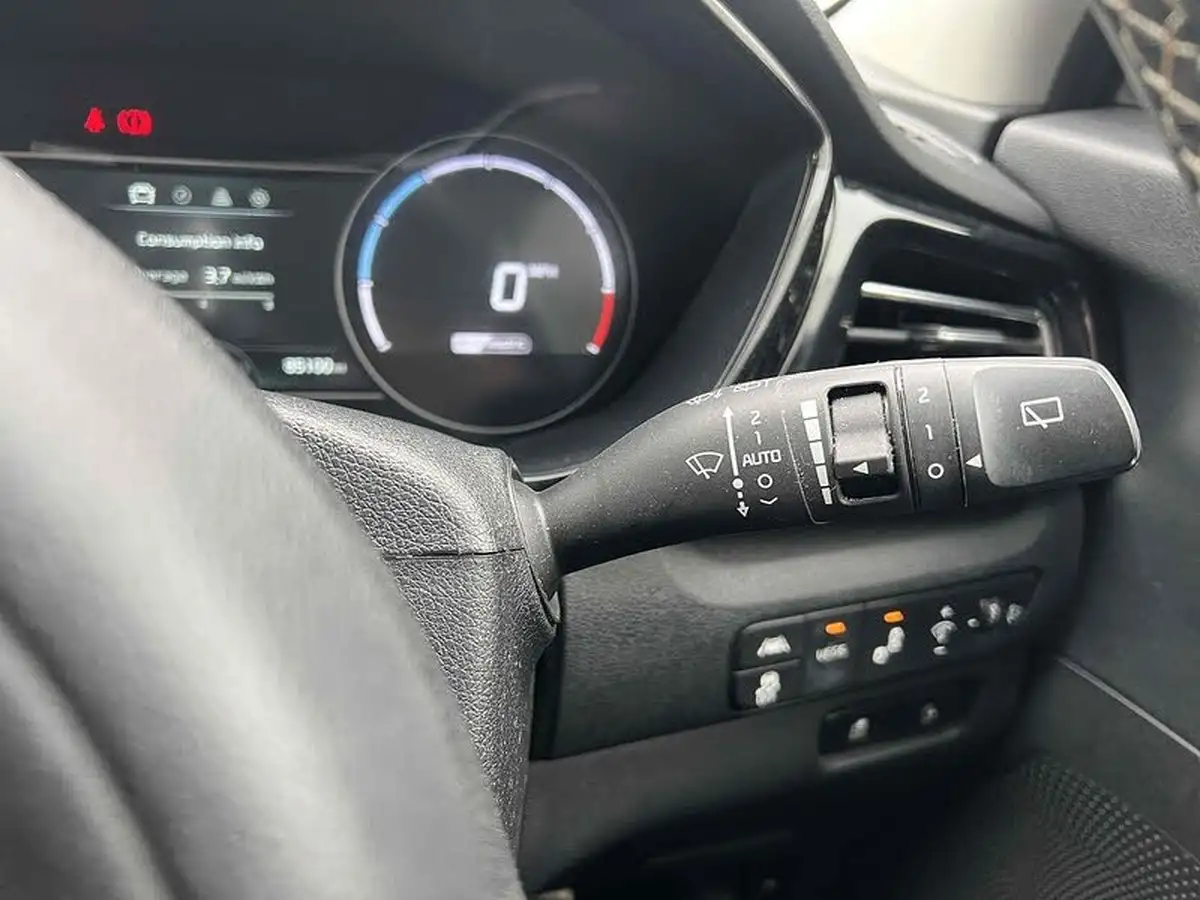 2021-kia-e-niro-ev-4-big-47