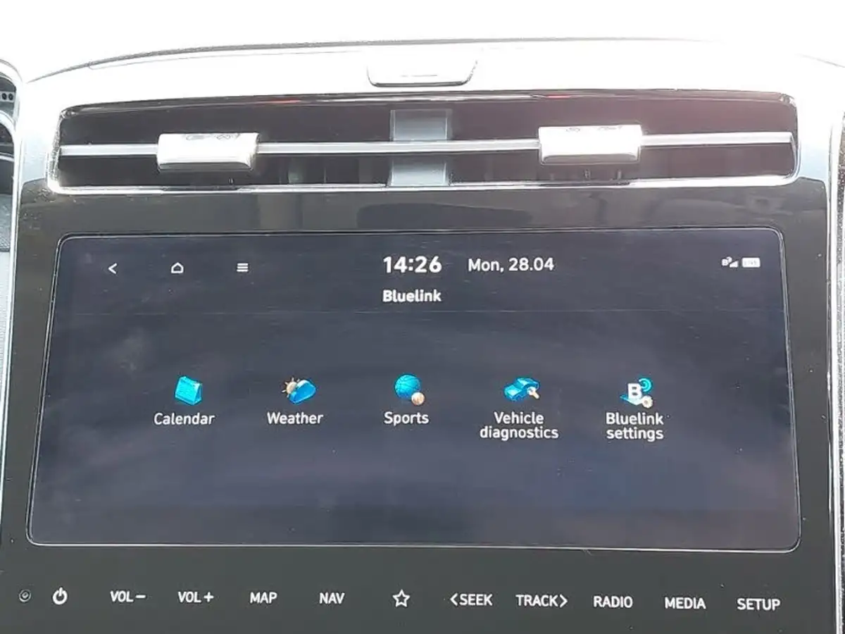 2022-hyundai-tucson-16-t-gdi-premium-150ps-big-12
