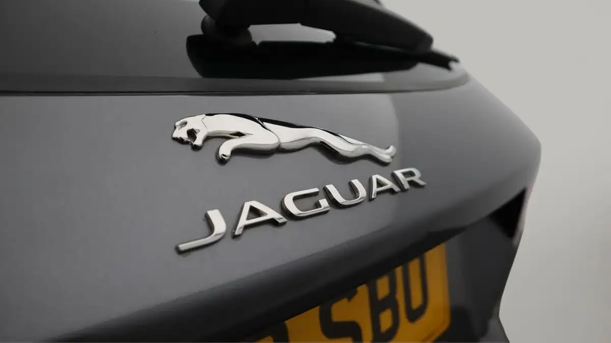 2020-jaguar-e-pace-20-i4d-r-dynamic-hse-180ps-big-22