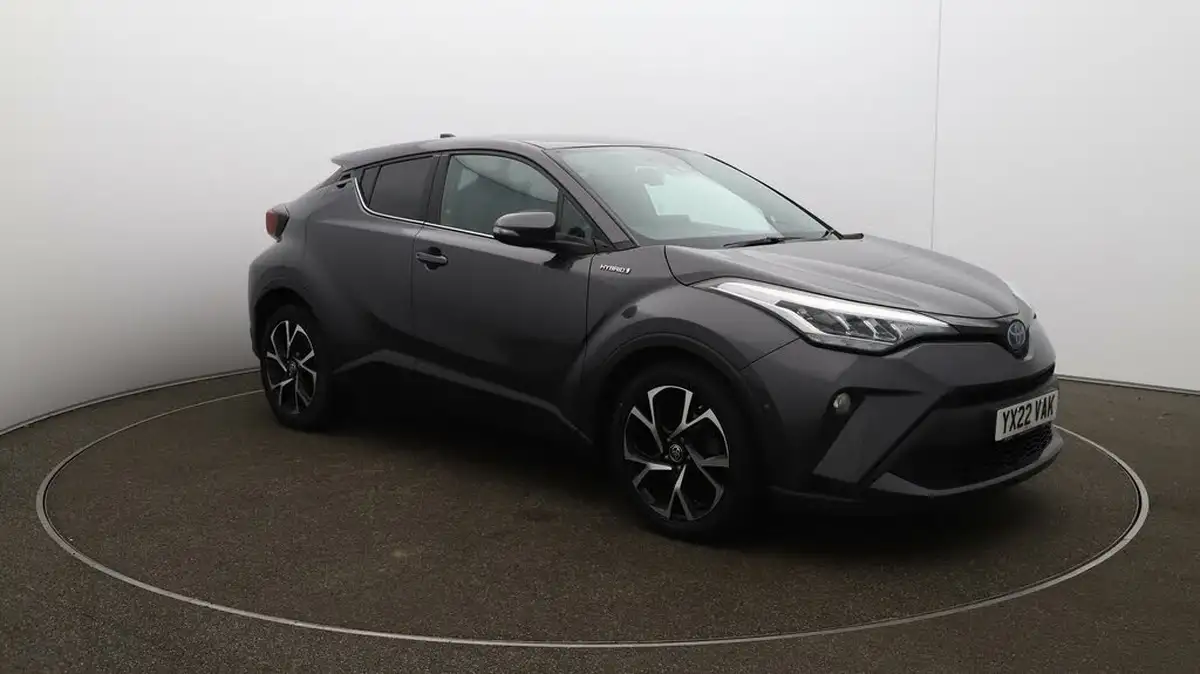 2022-toyota-c-hr-18-vvt-i-design-big-1