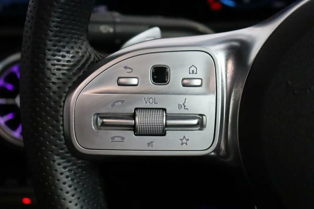 2019-mercedes-benz-cla-13-cla-200-amg-line-premium-plus-coupe-4d-7g-dct-big-24