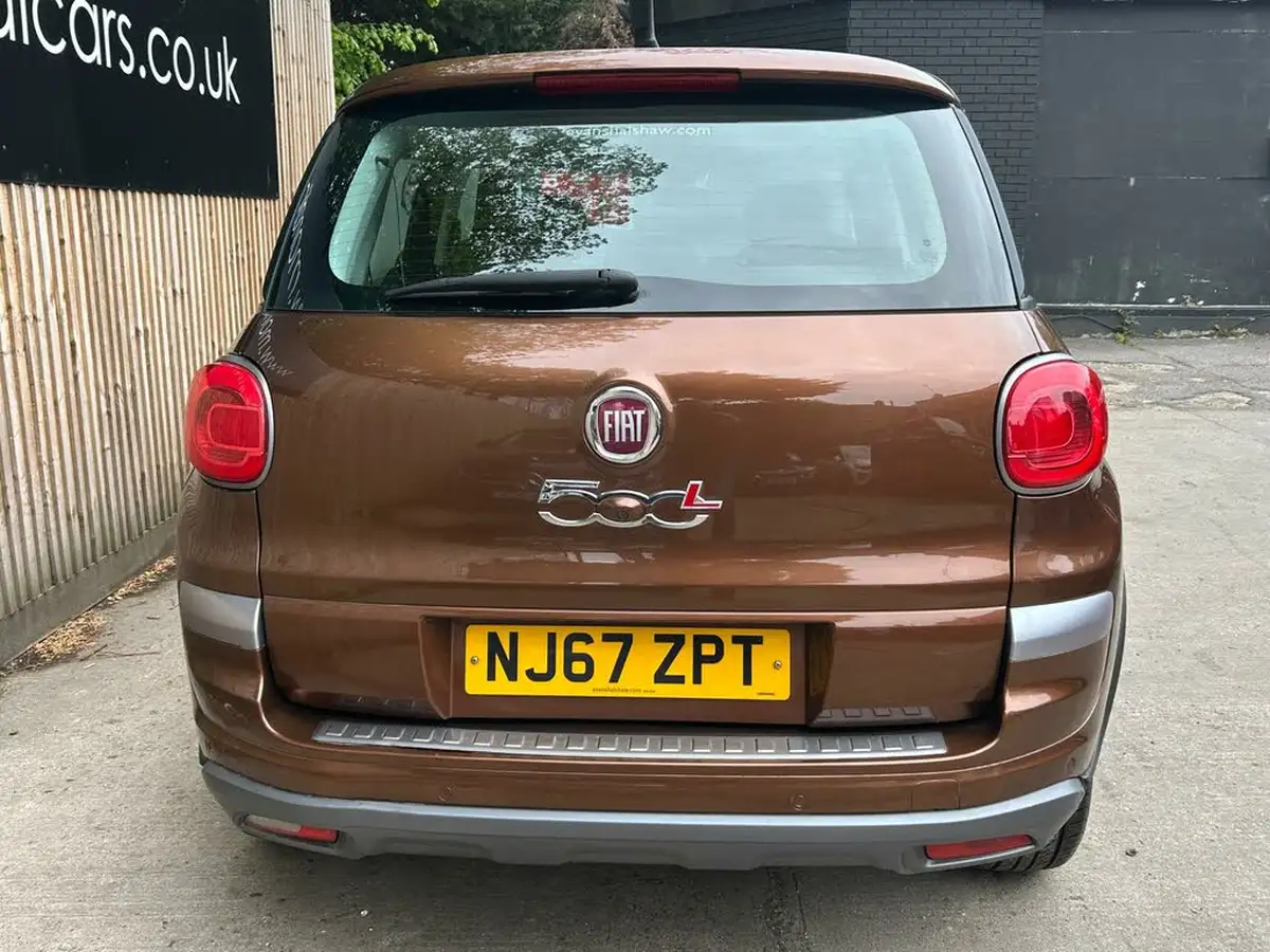 2017-fiat-500l-14-cross-big-13