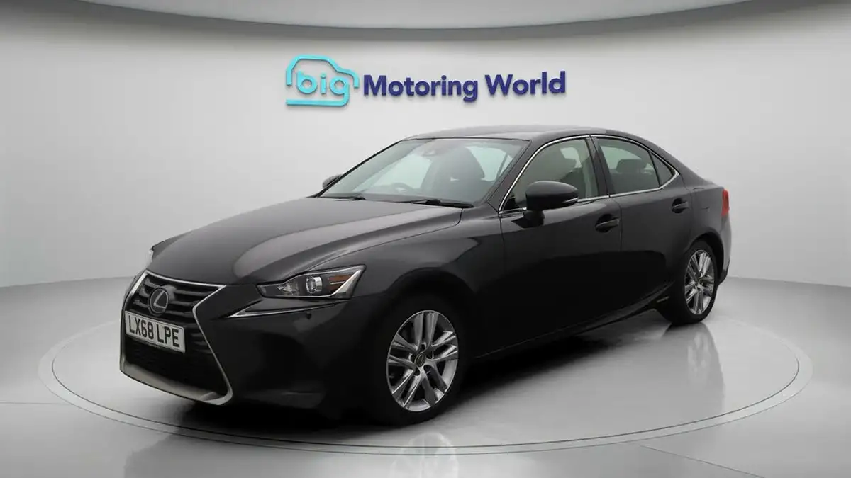 2018-lexus-is-300h-25-executive-edition-lexus-navigation-big-3