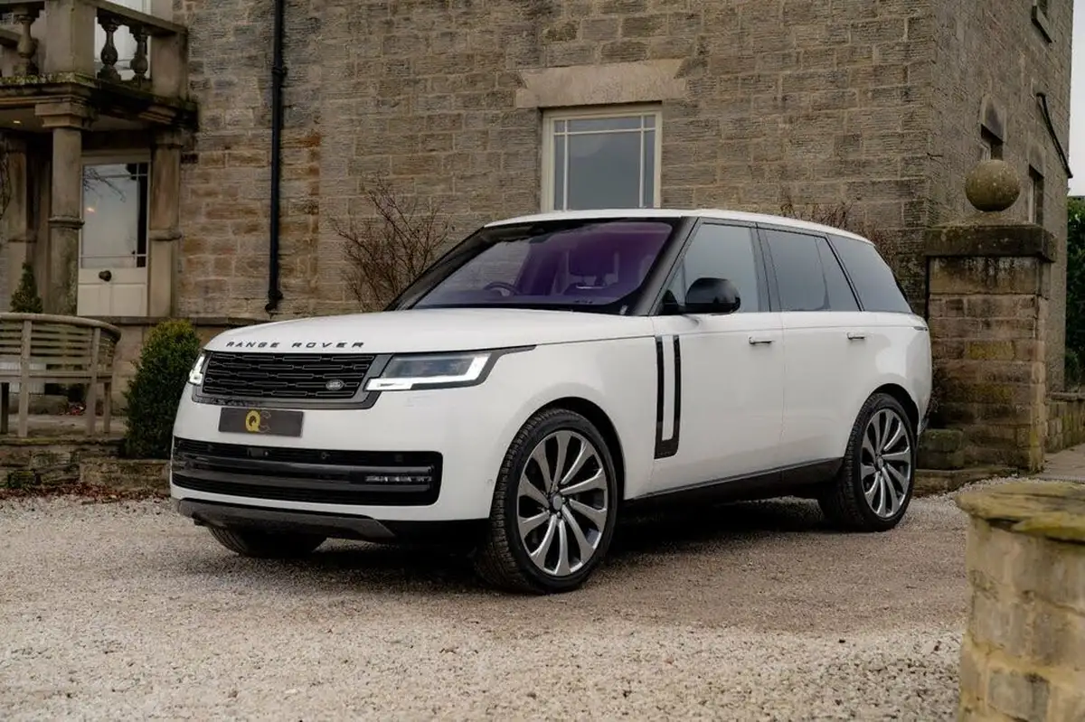 2023-land-rover-range-rover-30-p400-autobiography-big-11