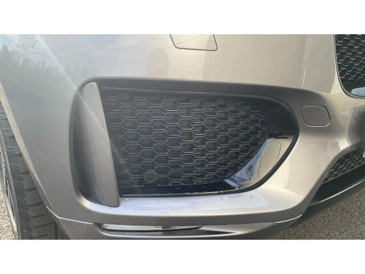 2019-jaguar-f-pace-20-i4d-chequered-flag-180ps-big-40