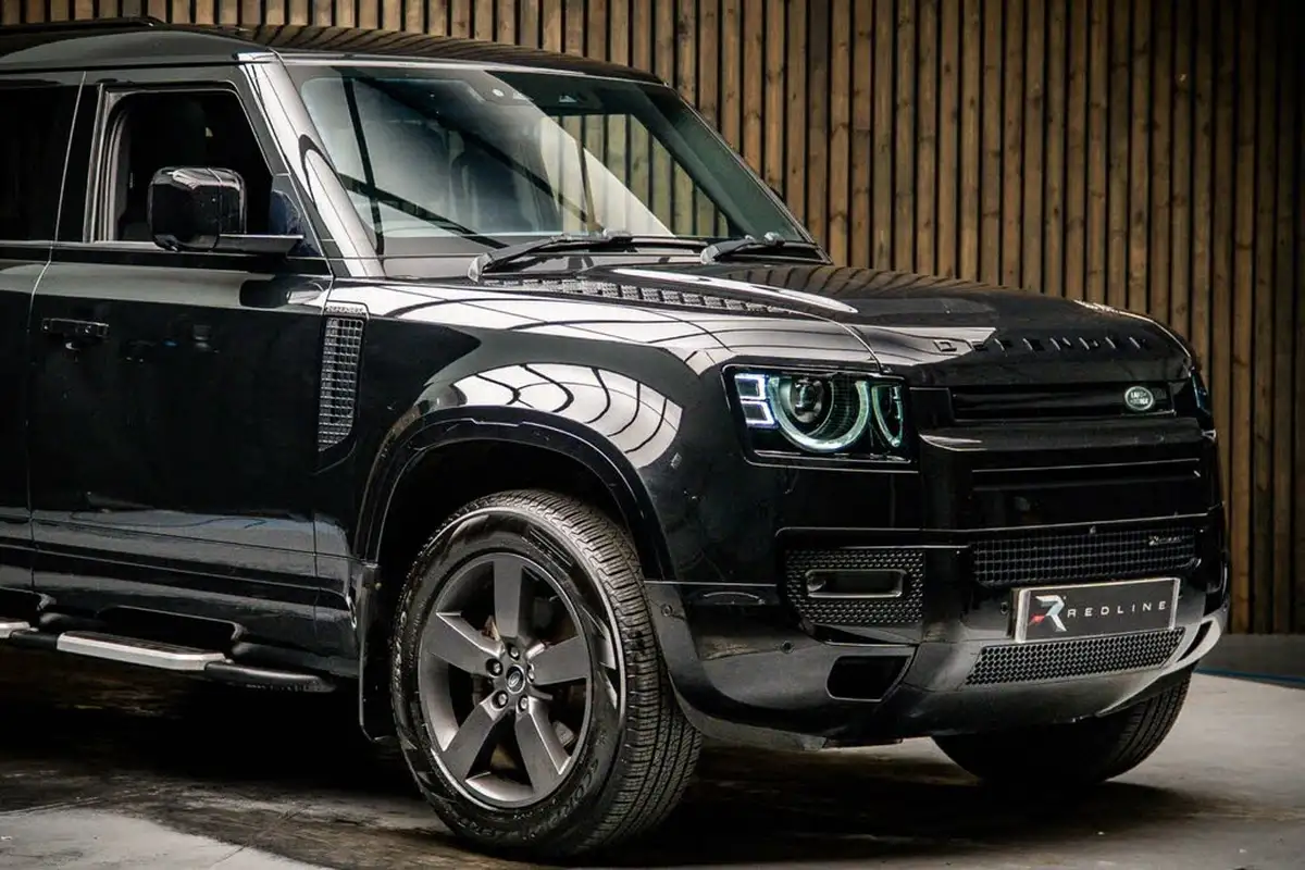 2022-land-rover-110-defender-30-d250-x-dynamic-hse-big-9
