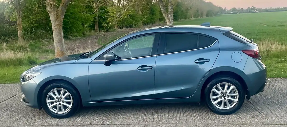 2014-mazda-mazda3-20-se-l-nav-hatchback-5d-big-17