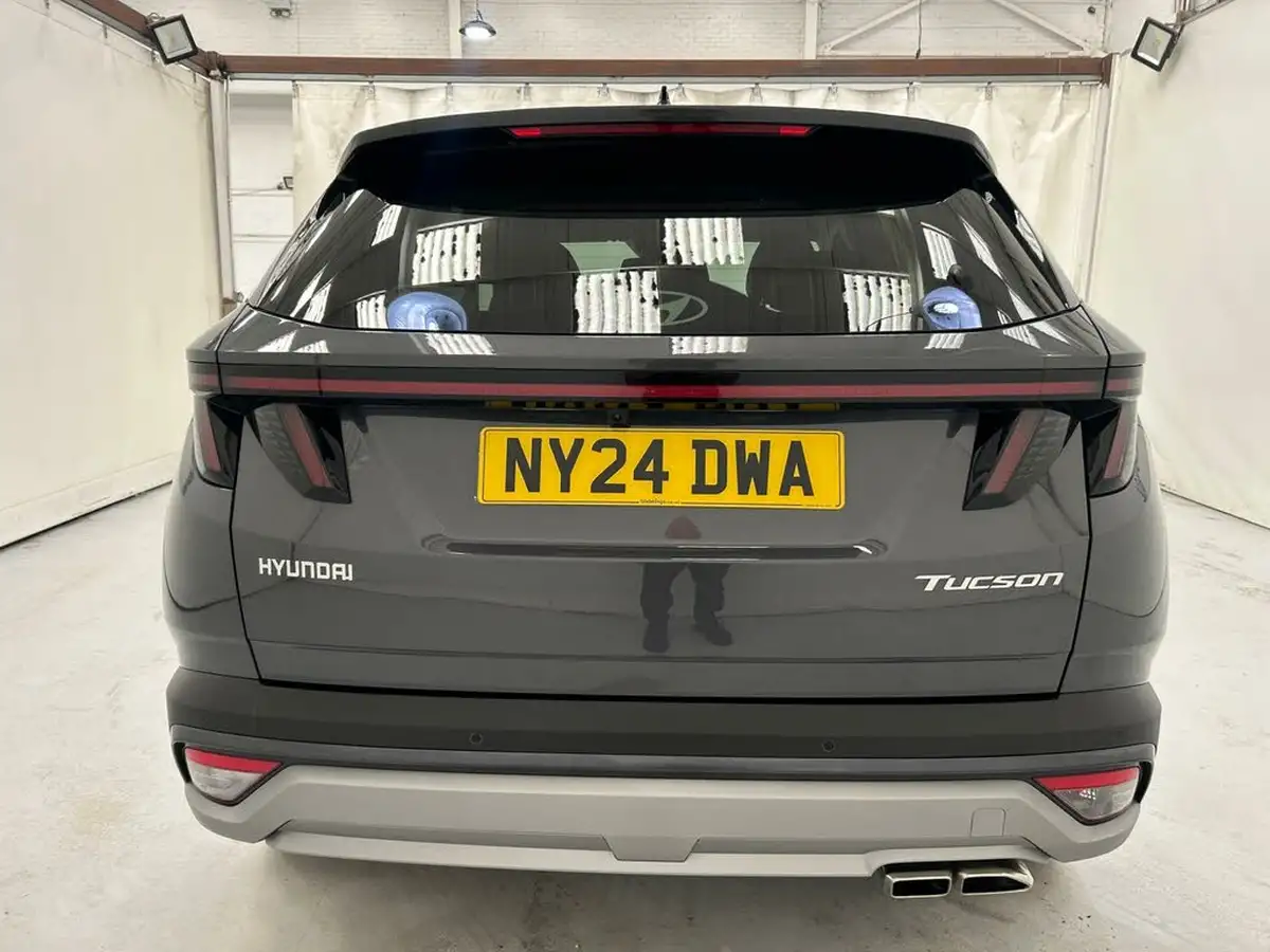 2024-hyundai-tucson-16-t-gdi-premium-160ps-two-tone-roof-big-8