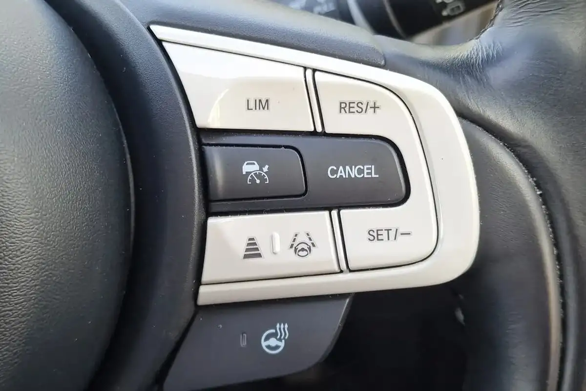 2022-honda-jazz-15-i-mmd-ex-107ps-big-36