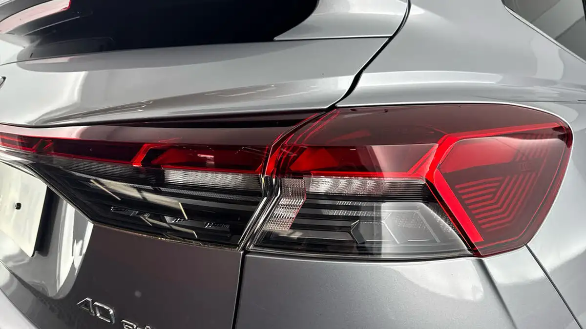 2022-audi-q4-e-tron-40e-s-line-station-wagon-big-25