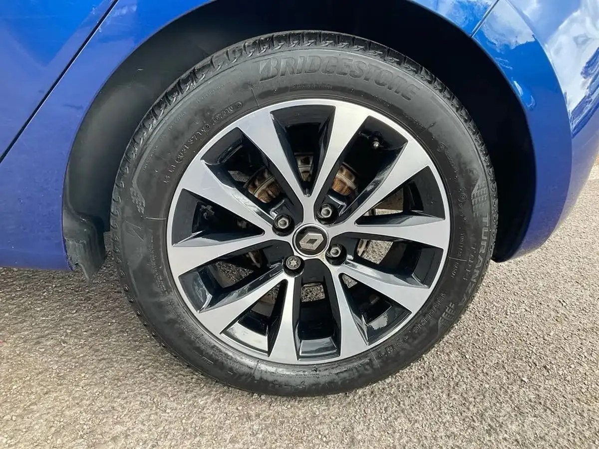 2020-renault-clio-10-sce-iconic-75bhp-big-4