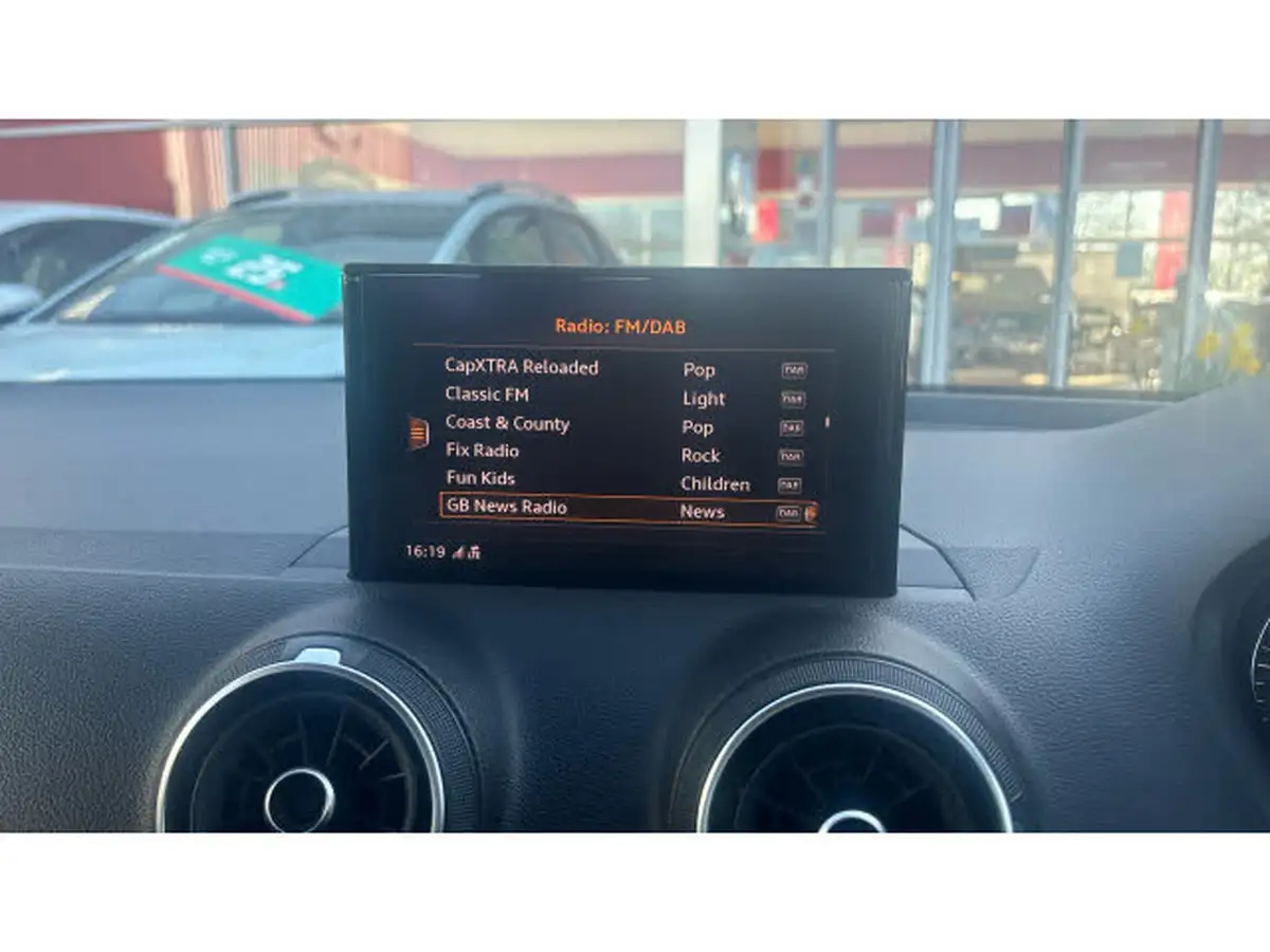 2020-audi-q2-16-30-tdi-sport-s-tronic-big-30