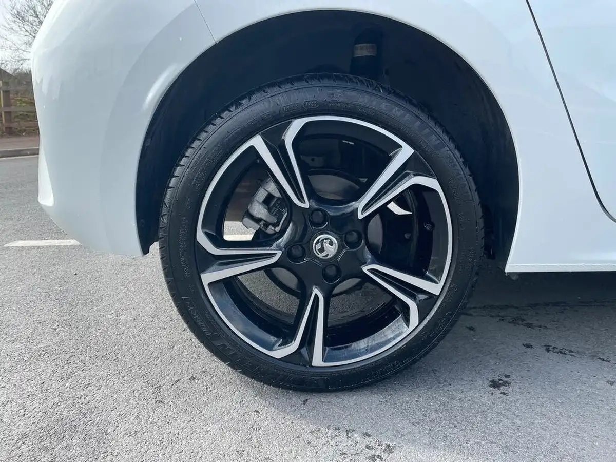 2023-vauxhall-corsa-12-turbo-gs-100ps-big-8