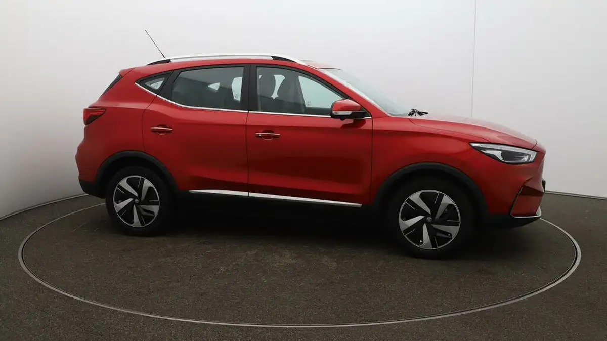 2022-mg-zs-suv-e-trophy-ev-176ps-big-40