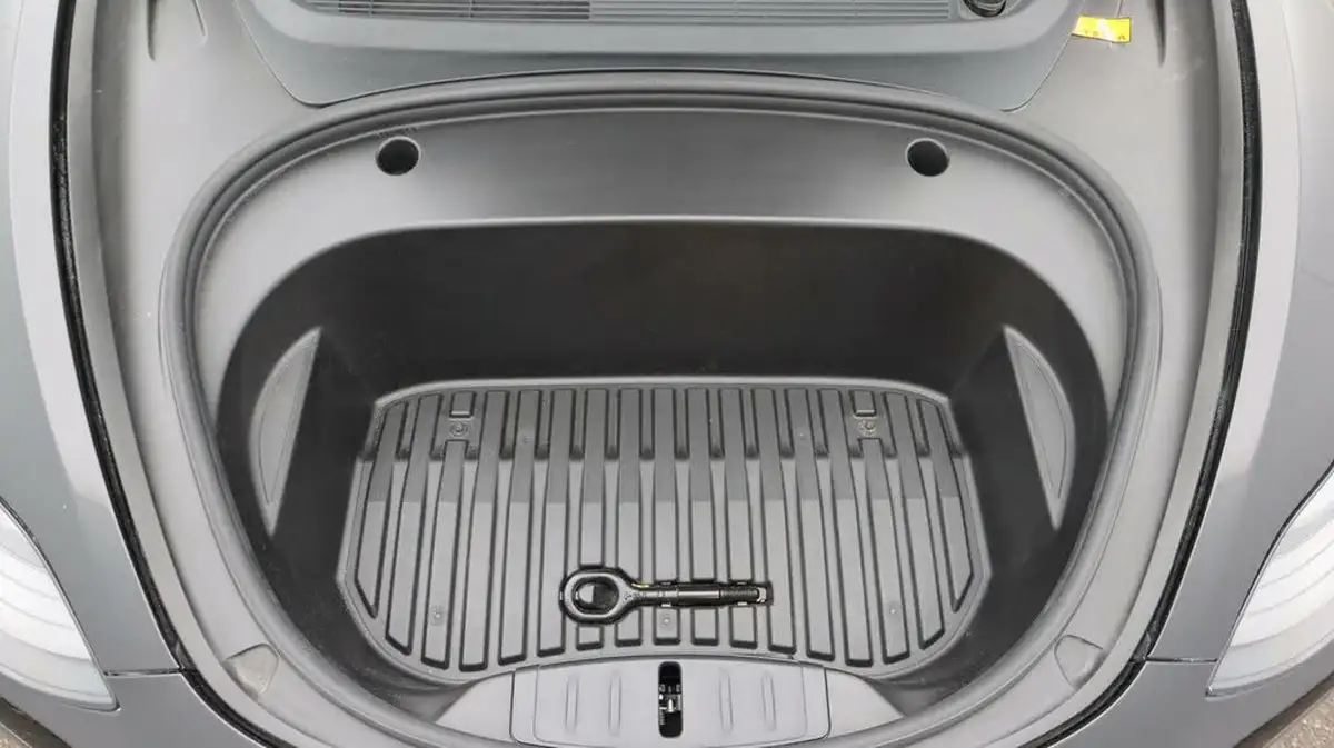 2021-tesla-model-3-e-long-range-4x4-big-19