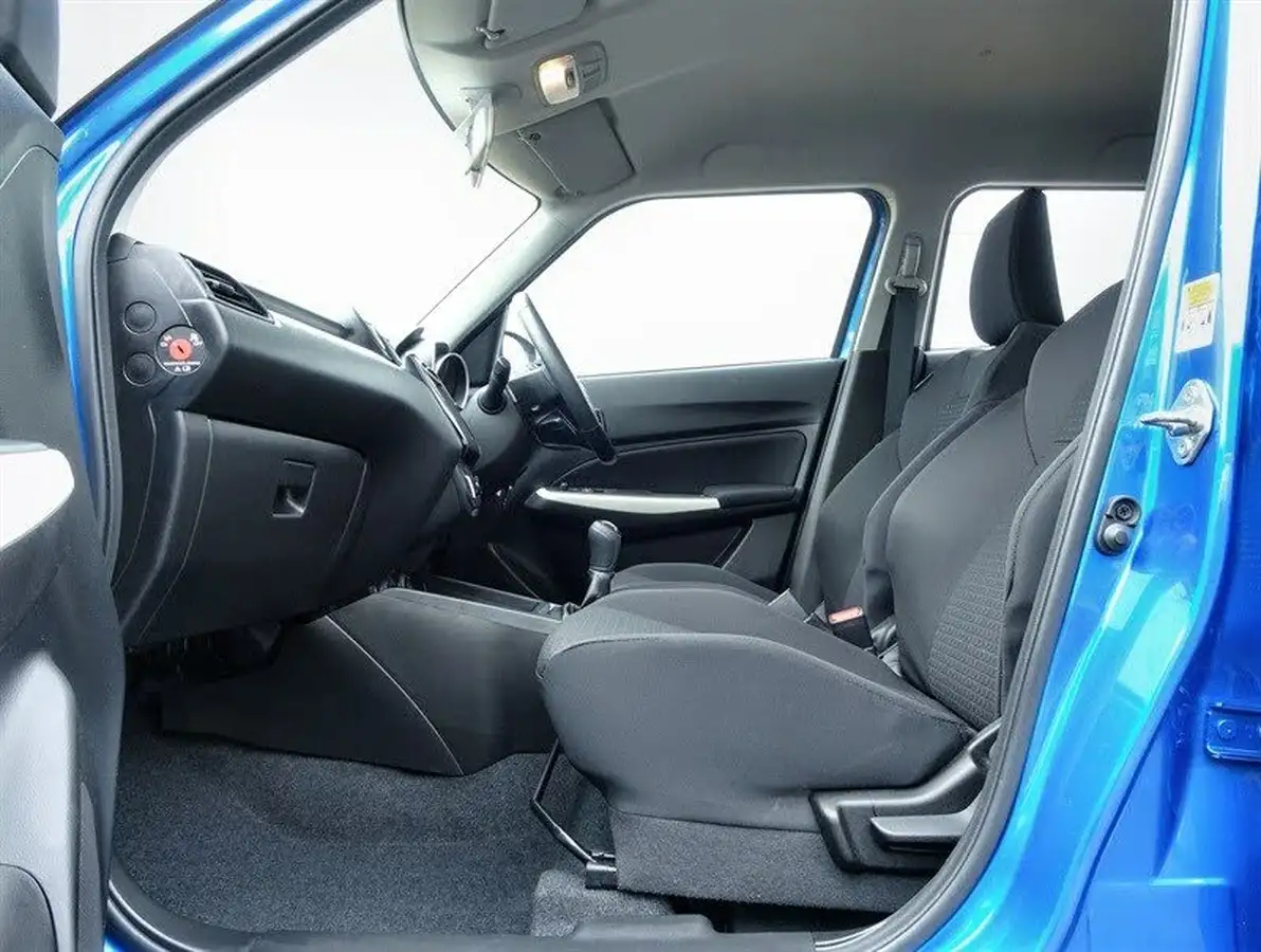 2021-suzuki-swift-12-dualjet-sz-l-big-10