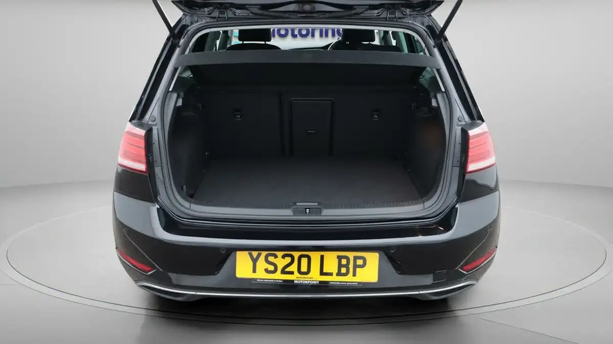 2020-volkswagen-golf-15-tsi-match-edition-130ps-hatchback-big-17