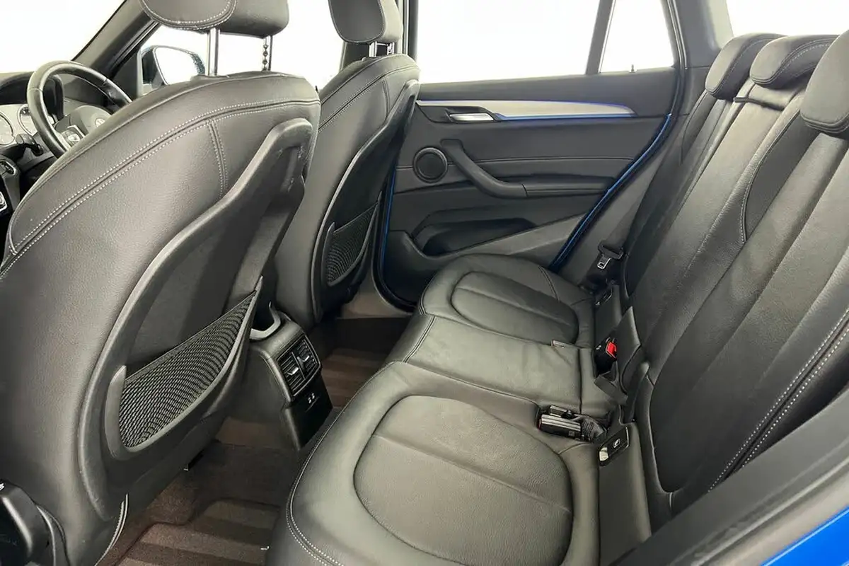 2020-bmw-x1-15-sdrive18i-m-sport-dct-big-16