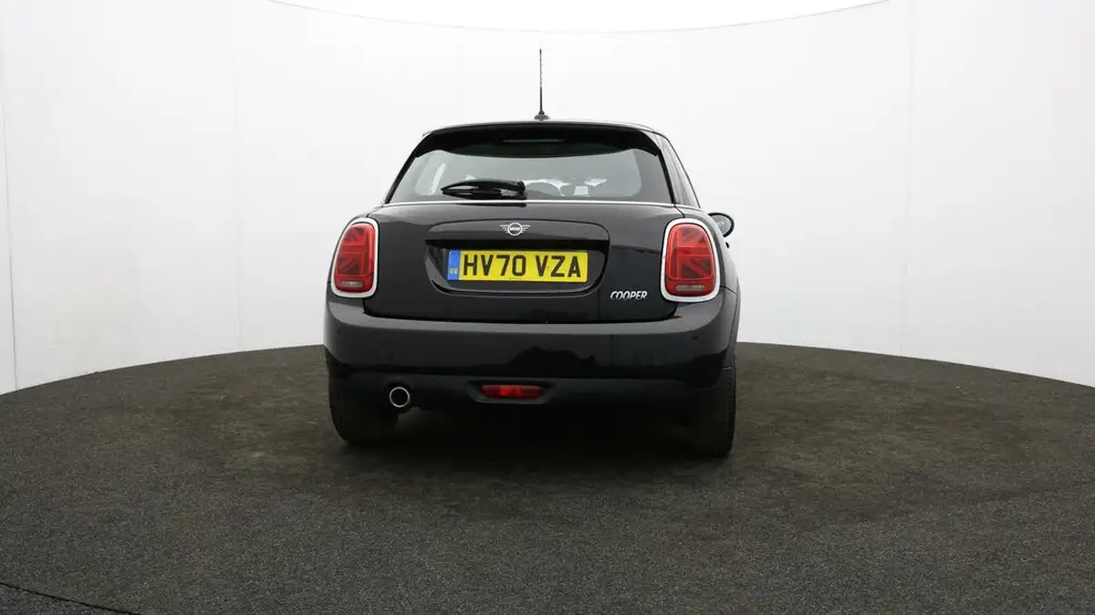 2020-mini-countryman-15-cooper-classic-big-57