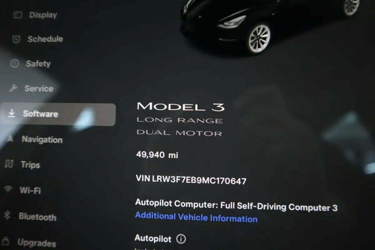 2021-tesla-model-3-e-long-range-4x4-big-54