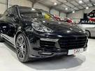 2017-porsche-cayenne-36-gts-small-5