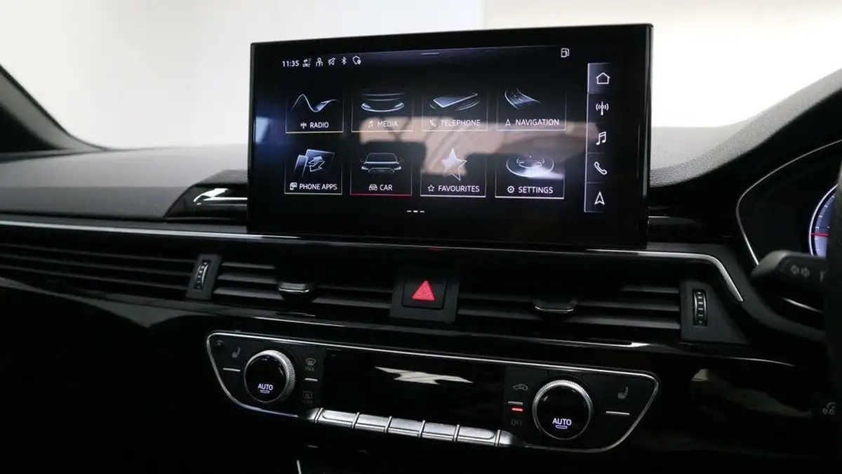 2021-audi-a4-20-35-tdi-black-edition-big-7