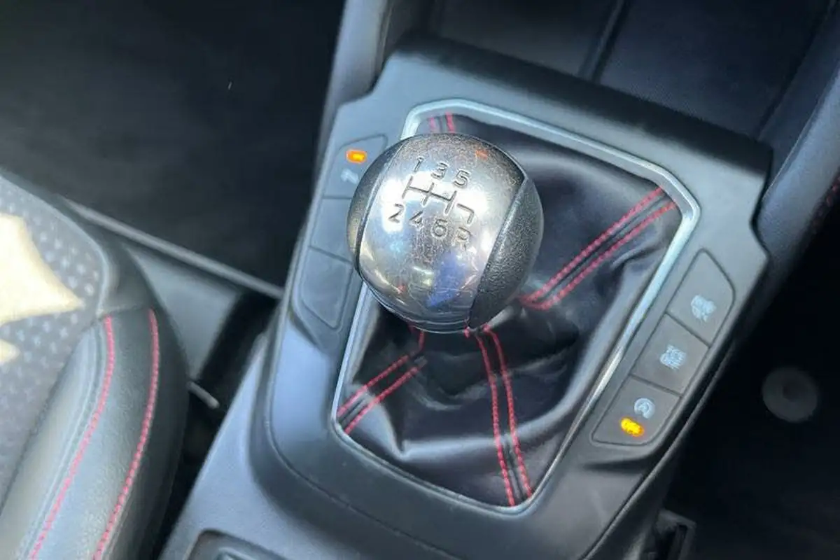 2021-ford-focus-10t-st-line-x-edition-155ps-hybrid-mhev-hatchback-big-33
