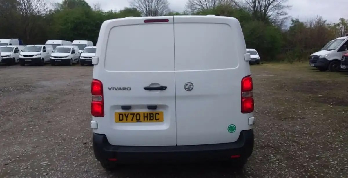 2020-vauxhall-vivaro-15td-2700-l1h1-edition-120pseu6dt-big-3