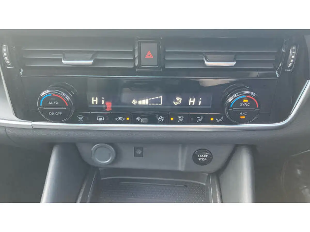 2024-nissan-qashqai-15-n-connecta-glass-roof-pack-big-38