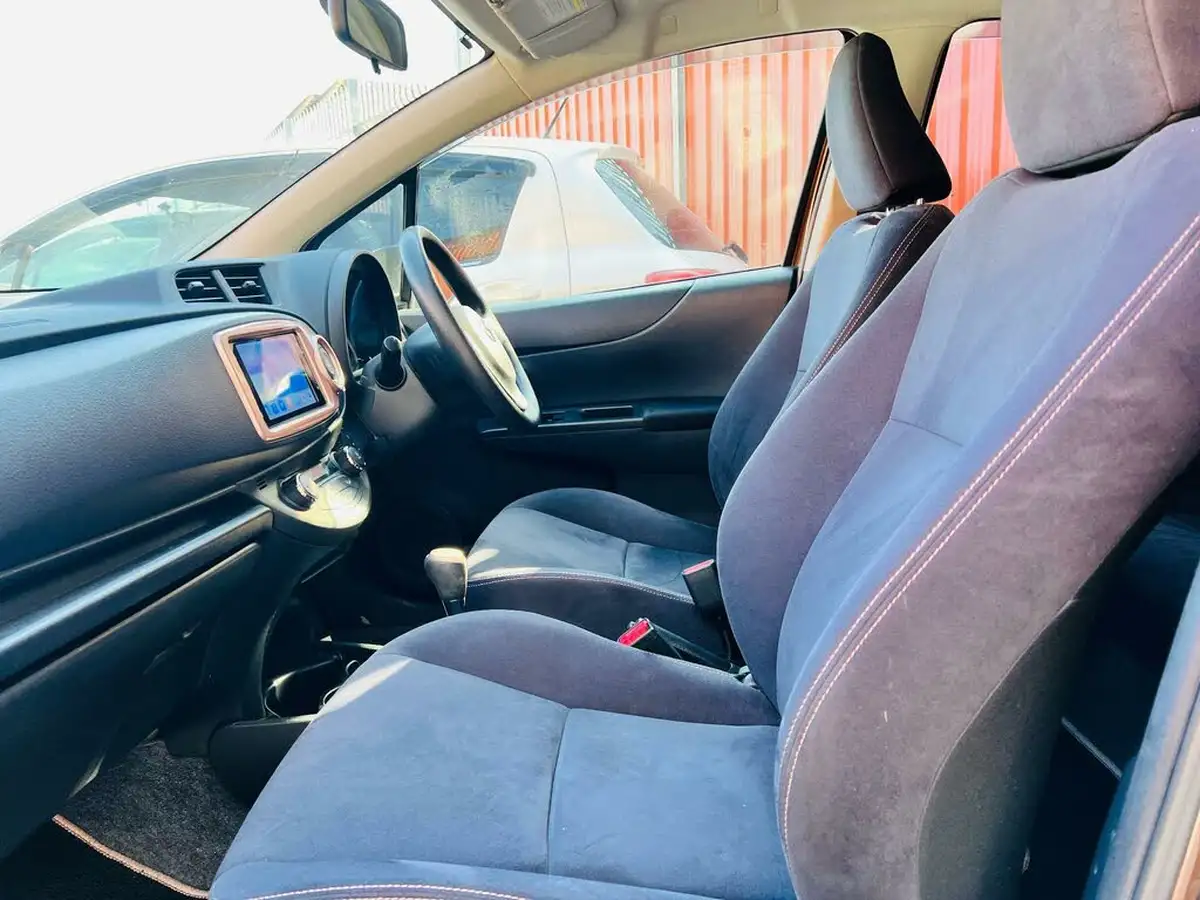 2013-toyota-yaris-133-tr-5d-m-drive-s-big-11