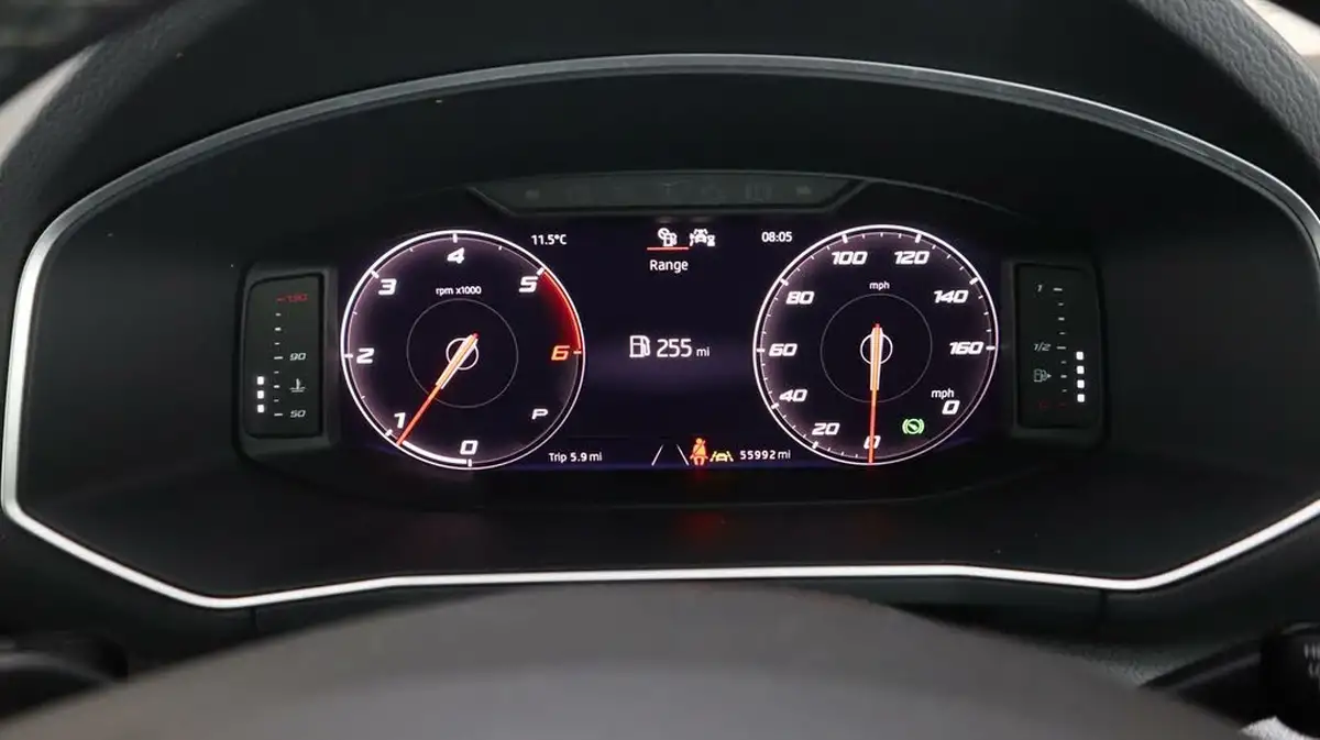 2020-seat-tarraco-20tdi-xcellence-150ps-dsg-4drive-big-10