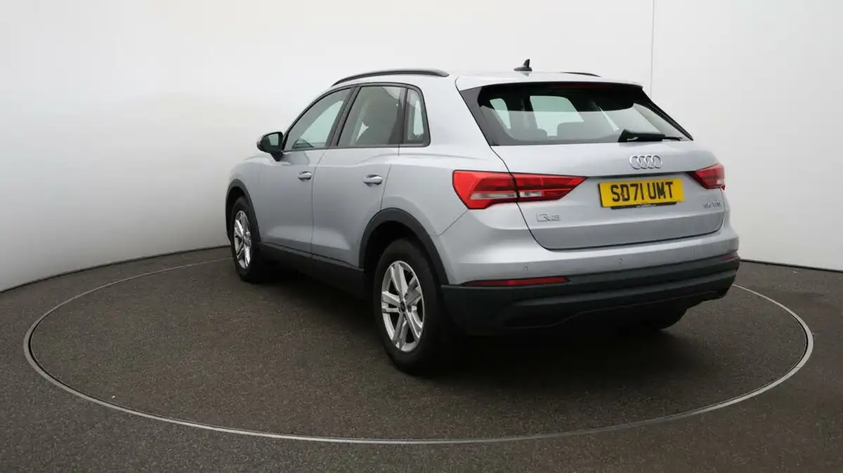 2022-audi-q3-15-35-tfsi-technik-cod-s-tronic-big-53