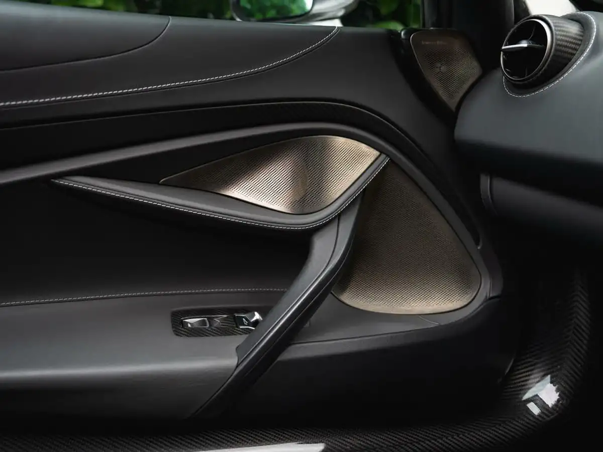 2020-mclaren-720s-40-720bhp-coupe-dct-big-24