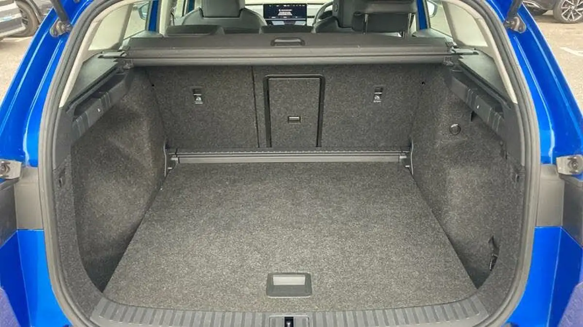 2022-skoda-enyaq-e-80-82-kwh-big-17