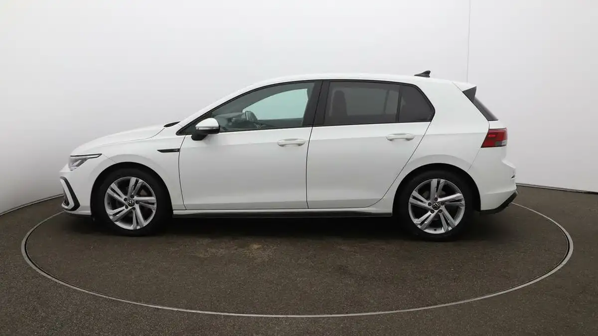 2022-volkswagen-golf-15-etsi-r-line-150ps-hatchback-big-56