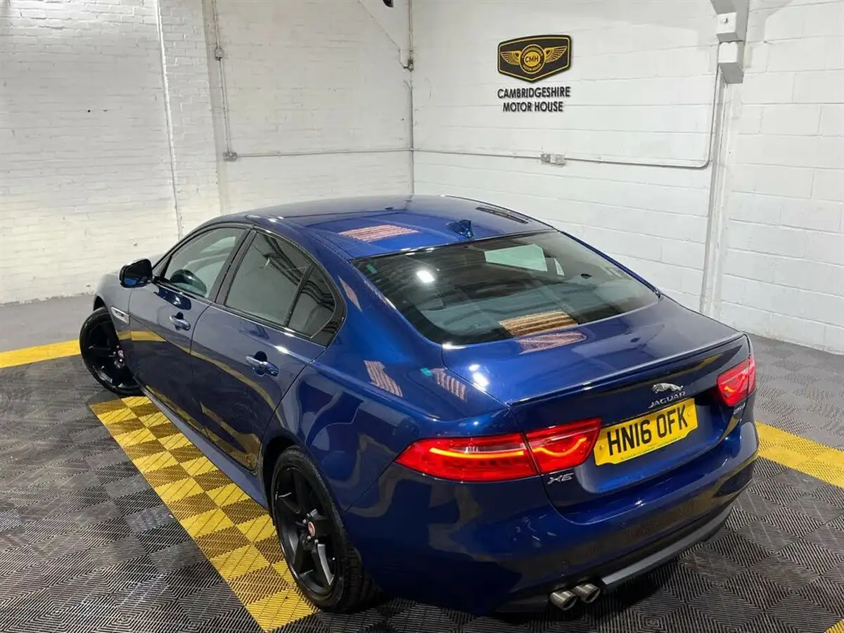 2016-jaguar-xe-20d-r-sport-180ps-auto-big-3
