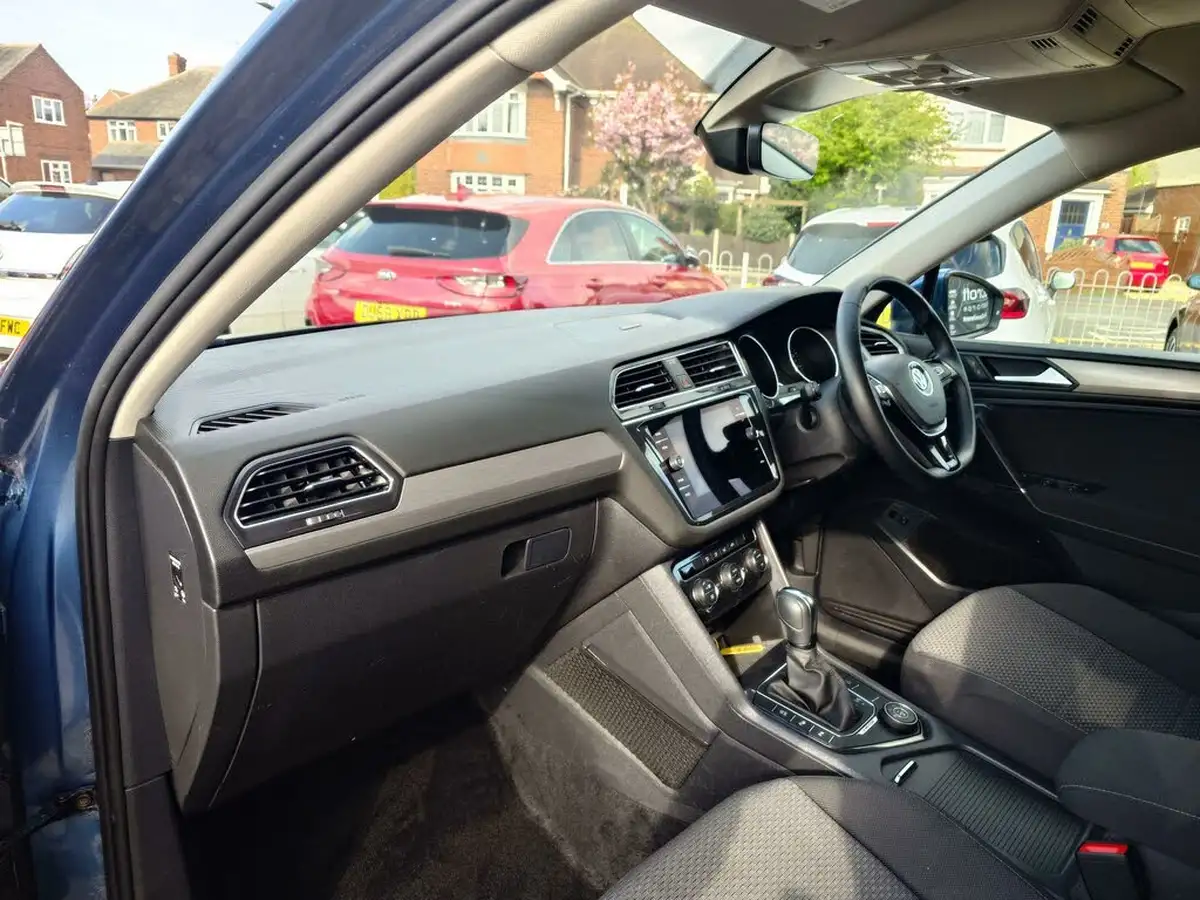 2020-volkswagen-tiguan-allspace-20tdi-match-150ps-4motion-dsg-big-19