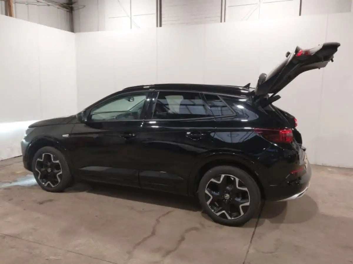 2024-vauxhall-grandland-12-ultimate-130ps-big-13