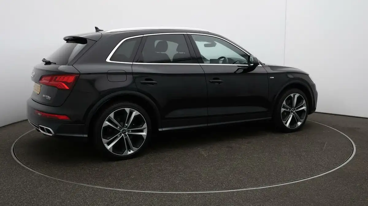 2020-audi-q5-20-55-tfsi-e-vorsprung-competition-big-48