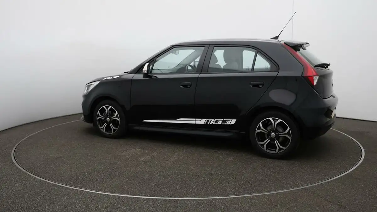2021-mg-mg3-15-vti-tech-exclusive-nav-big-38